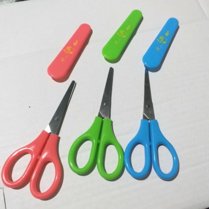 Kéo Thủ Công Có Nắp Đậy Xuân Bo 5008