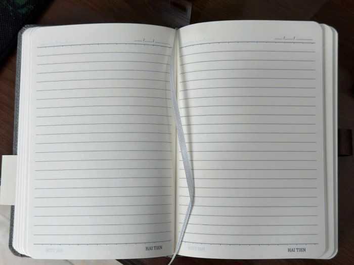 Sổ Bìa Da Cao Cấp Hải Tiến SIGNATURE 5 Khuy Bấm Nam Châm 9905 – 135x195mm, 80gsm, 200 Trang